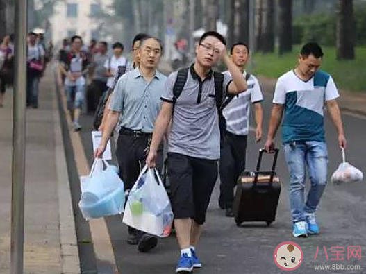 在外地上学的无奈时刻 一个人身在他乡有哪些无奈
