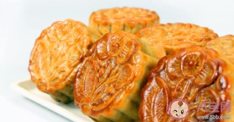 月饼在年轻群体中还受欢迎吗 年轻人喜欢吃月饼吗 月饼在年轻群体中还受欢迎吗 年轻人喜欢吃月饼吗