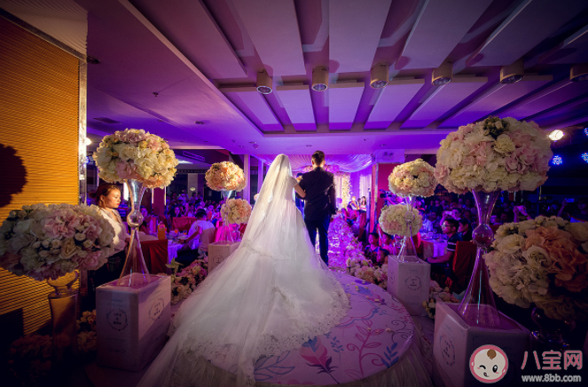 婚礼需要准备多久 婚礼定酒店要注意什么