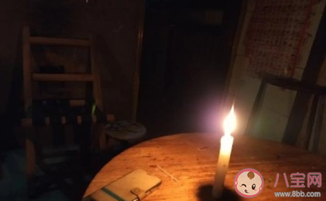 蜡烛订单量一周翻10倍 在点蜡烛时需要注意些什么