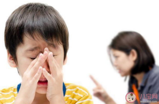 孩子犯错应该找警察解决吗 遇到孩子犯错家长应该怎么办