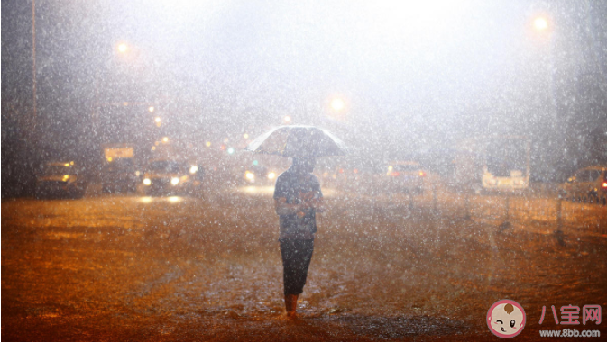 百年一遇的暴雨为何年年遇 为什么今年天气如此反常