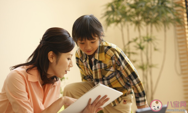 父母陪伴的五个坑是什么 父母有效陪伴是什么 父母陪伴的五个坑是什么 父母有效陪伴是什么