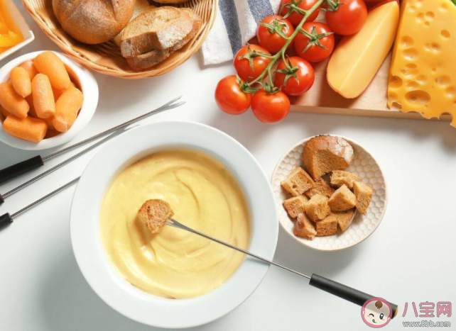 宝宝第一口辅食新说法是什么 添加辅食要先避开容易过敏的吗 宝宝第一口辅食新说法是什么 添加辅食要先避开容易过敏的吗