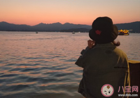 十月最后一天的晚安语录说说 十月最后一天晚安文案句子 十月最后一天的晚安语录说说 十月最后一天晚安文案句子