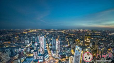 在二三线城市月薪过万够生活吗 二三线城市什么人的工资能够过万