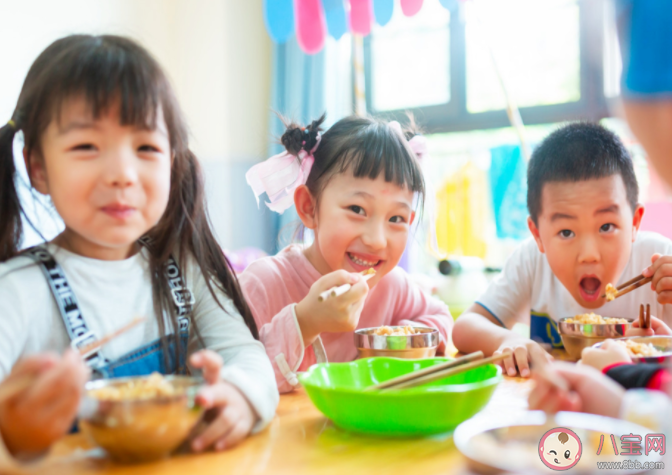 孩子四岁交朋友需要干涉吗 怎么引导孩子正确交朋友