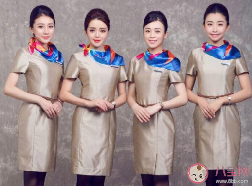 坐飞机为什么要听空姐的话 听空姐的话有多重要 坐飞机为什么要听空姐的话 听空姐的话有多重要