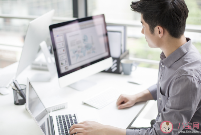 刚毕业的人应该去寻求稳定吗 年轻人选择创业还是稳定的工作 刚毕业的人应该去寻求稳定吗 年轻人选择创业还是稳定的工作