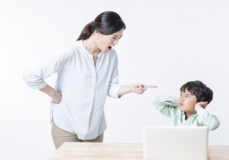 九成受访青年坦言父母对自己进行过打击式教育 经常否定孩子会怎么样