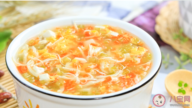 给宝宝吃胡萝卜会变小黄人吗 胡萝卜辅食制作方法 给宝宝吃胡萝卜会变小黄人吗 胡萝卜辅食制作方法