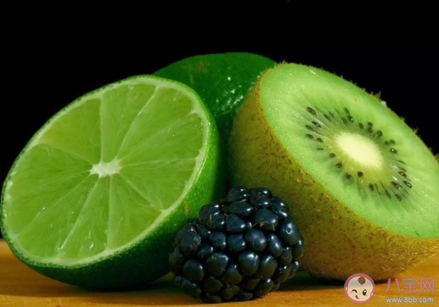 为什么吃猕猴桃舌头会发麻 秋天吃猕猴桃有什么好处 为什么吃猕猴桃舌头会发麻 秋天吃猕猴桃有什么好处