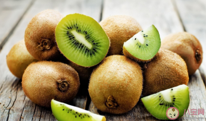 为什么吃猕猴桃舌头会发麻 秋天吃猕猴桃有什么好处 为什么吃猕猴桃舌头会发麻 秋天吃猕猴桃有什么好处