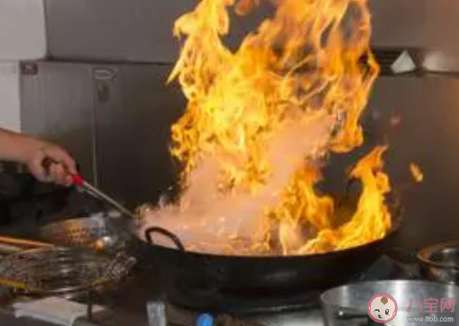 油锅着火时用什么方法灭火更合适 蚂蚁庄园11月9日答案最新