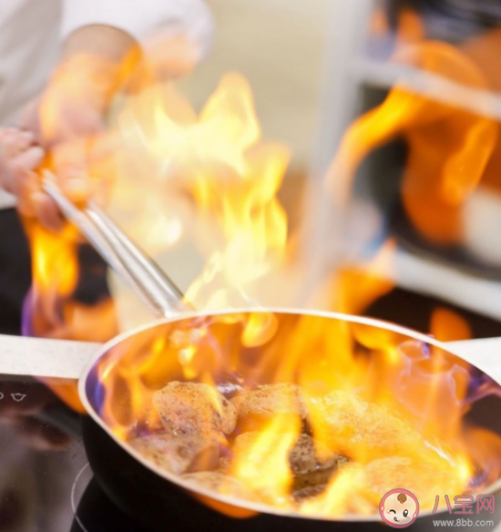 蚂蚁庄园油锅着火时用什么方法灭火好 11月9日问题答案