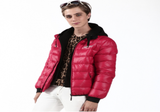 买羽绒服一定要看的三个指标 羽绒服价格为什么一年比一年贵