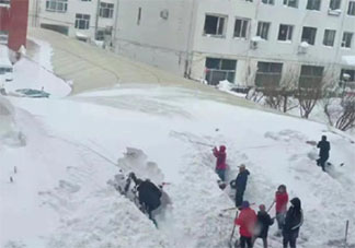 专家称多地大暴雪或引发雪灾 暴雪天气出门要注意些什么