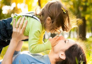 聪明的父母放手教育该怎么做 教育要自由与管教双管齐下