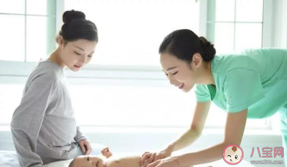 花高价请月嫂值不值得 要不要花钱请月嫂