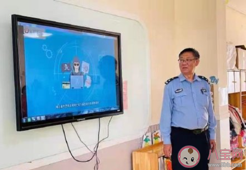 幼儿园防暴演练安全教育活动报道美篇 幼儿园反恐防暴演练活动新闻稿大全