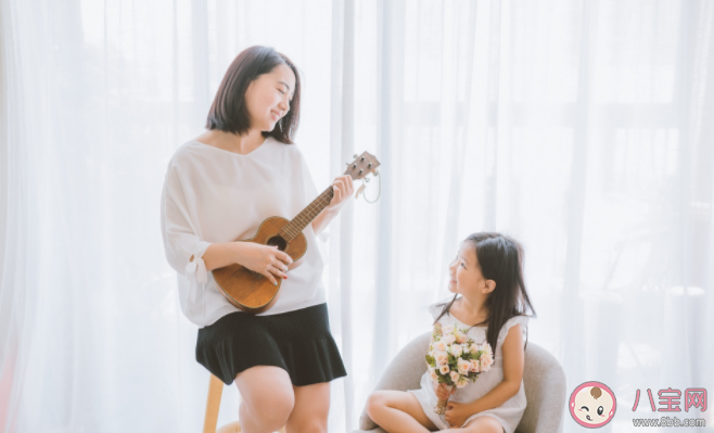 全职妈妈何时适合重回职场 职场妈妈感觉亏欠了孩子怎么办