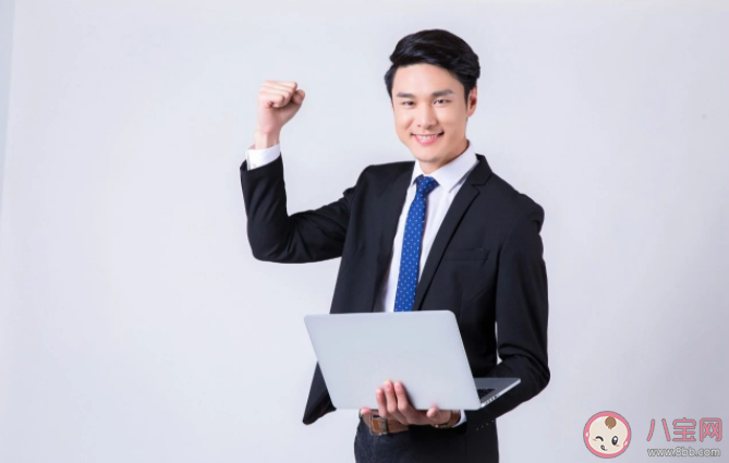 为何现在年轻人不愿意讨好领导了 90后是垮掉不上进的一代吗 为何现在年轻人不愿意讨好领导了 90后是垮掉不上进的一代吗