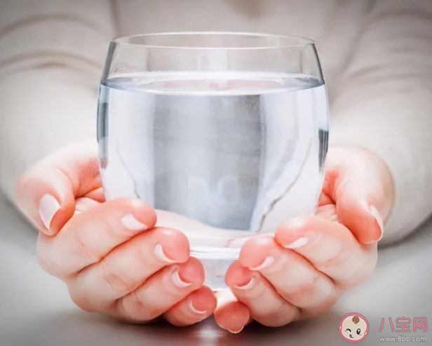 白开水也有保质期吗 怎么让白开水变好喝 白开水也有保质期吗 怎么让白开水变好喝