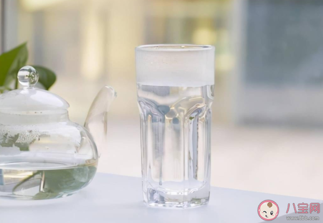 白开水也有保质期吗 怎么让白开水变好喝 白开水也有保质期吗 怎么让白开水变好喝