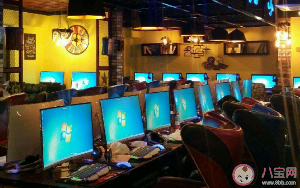 为什么去网吧的人变少了 网吧人少的原因有哪些 为什么去网吧的人变少了 网吧人少的原因有哪些