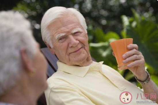 如何预防老年人抑郁 怎样让老年人过得开心 如何预防老年人抑郁 怎样让老年人过得开心