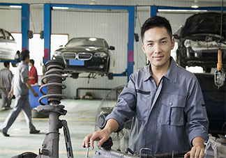 为什么中高级技工缺口大 中高级技工短缺的原因是什么