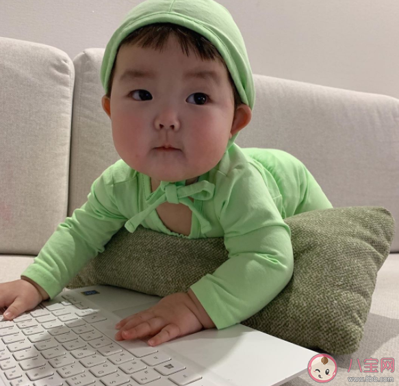 啃娃族是什么意思 怎么看待啃娃族