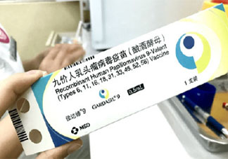 专家提醒适龄女性应尽早接种HPV疫苗 为什么要早点接种HPV疫苗