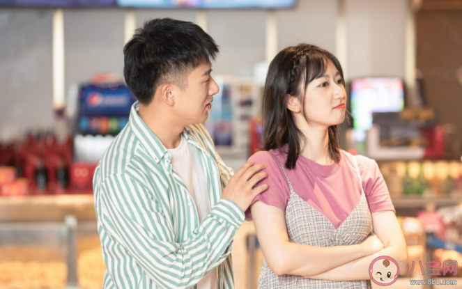 控制欲强的男生真的爱你吗 恋爱中控制欲太强会怎样 控制欲强的男生真的爱你吗 恋爱中控制欲太强会怎样