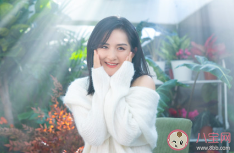 谢娜《小风筝》歌词是什么 《小风筝》完整版歌词在线听歌