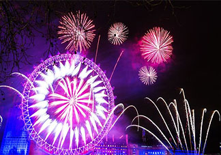 情侣的跨年夜怎么安排才浪漫 情侣跨年可以做些什么