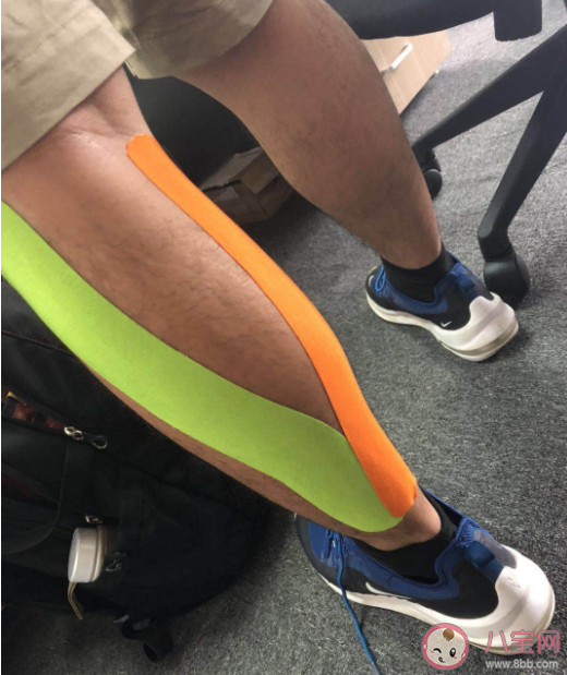 贴了肌贴还能不能洗澡 肌内贴和膏药有什么区别 贴了肌贴还能不能洗澡 肌内贴和膏药有什么区别