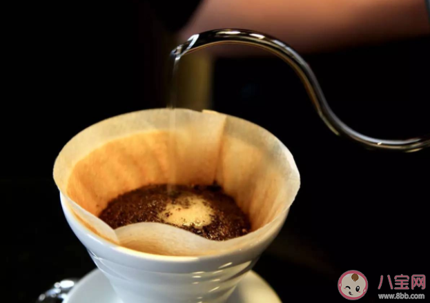 手冲咖啡需要哪些器具 手冲咖啡怎么注水