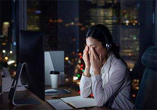 专家称并不是睡得晚就是熬夜 怎样才算是熬夜