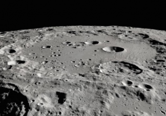 1吨月壤约含有120克水 月球上有水吗