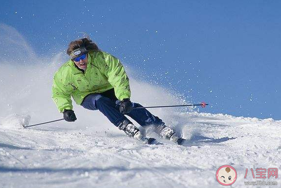 去滑雪的朋友圈图片说说 晒滑雪照片的说说句子 去滑雪的朋友圈图片说说 晒滑雪照片的说说句子