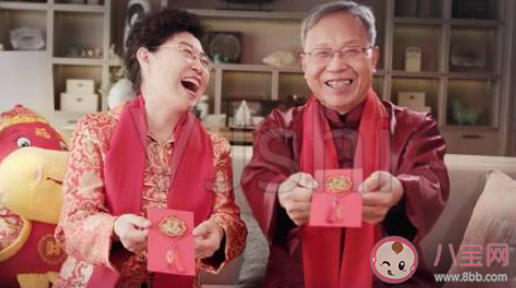 过年老人给的红包该不该收 要不要收长辈的红包 过年老人给的红包该不该收 要不要收长辈的红包