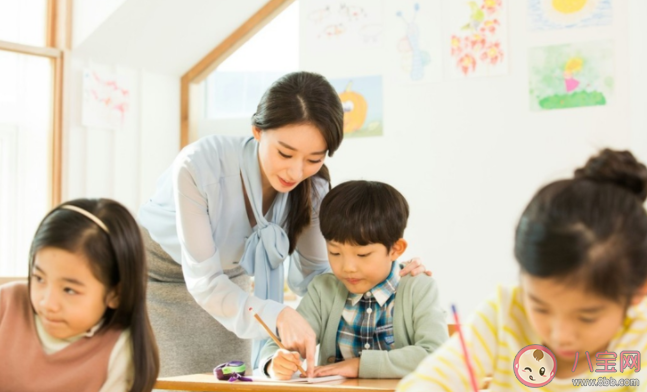 孩子总是坐不住怎么读书给孩子听 如何培养孩子的阅读注意力