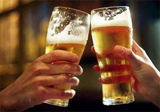 为何人的酒量有区别 酒量和什么有关