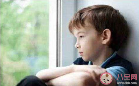 过度称赞孩子会有弊端吗 要不要过度称赞孩子 过度称赞孩子会有弊端吗 要不要过度称赞孩子