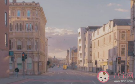 感情里真的有日久生情吗 日久生情的感情好吗 感情里真的有日久生情吗 日久生情的感情好吗