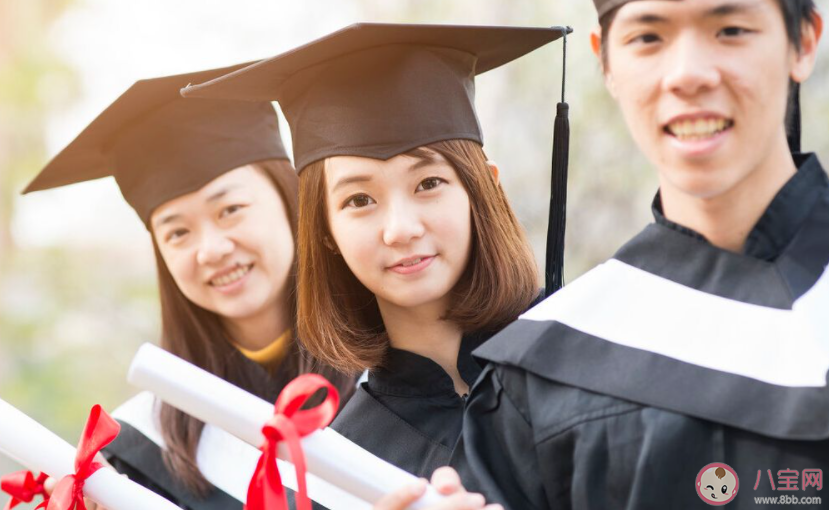 如何看待应届毕业生就业率低 为什么应届生找不到工作