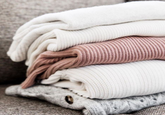 柔顺剂里面有什么物质 衣物柔顺剂能与洗衣粉/液同时使用吗