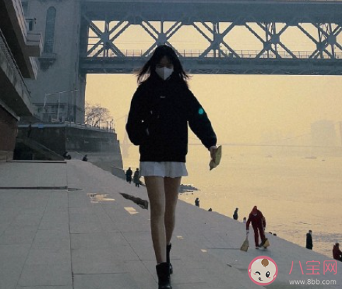 不回家过年是种怎样的体验 在外地如何度过春节假期 不回家过年是种怎样的体验 在外地如何度过春节假期