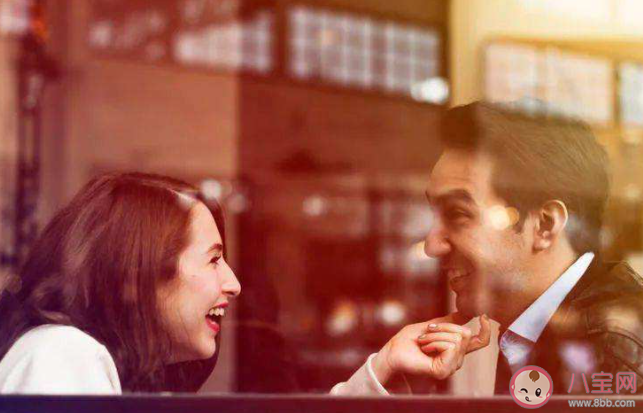 谈恋爱究竟要不要AA 怎样看待恋爱AA制 谈恋爱究竟要不要AA 怎样看待恋爱AA制